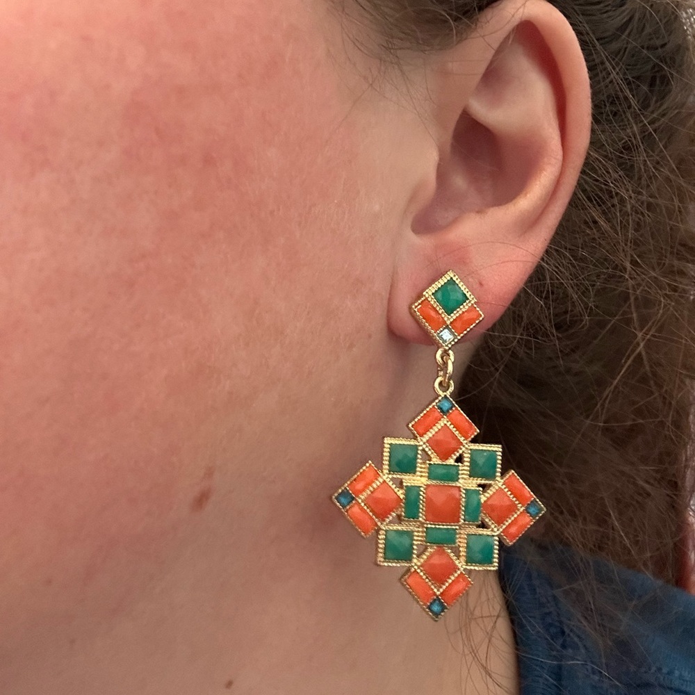 Costume jewelry, earring